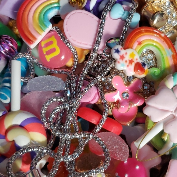 NECKLACE - Picture 9 of 9